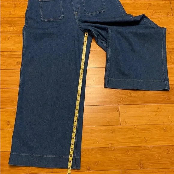 SPANX Shape Cropped Jeans Size XL Wide Leg Washed Blue Pull Up